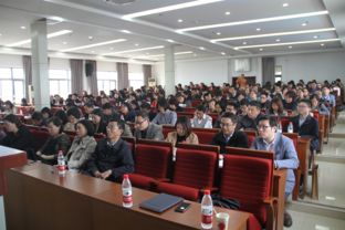 对外经济贸易大学继续教育学院开展经济贸易咨询服务，助力社会经济发展